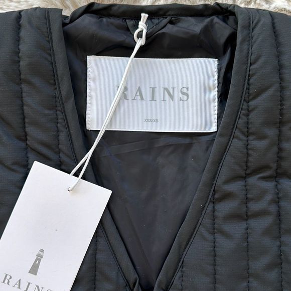 Rains Unisex Liner Vest Black Size XXS/XS - Picture 2 of 9